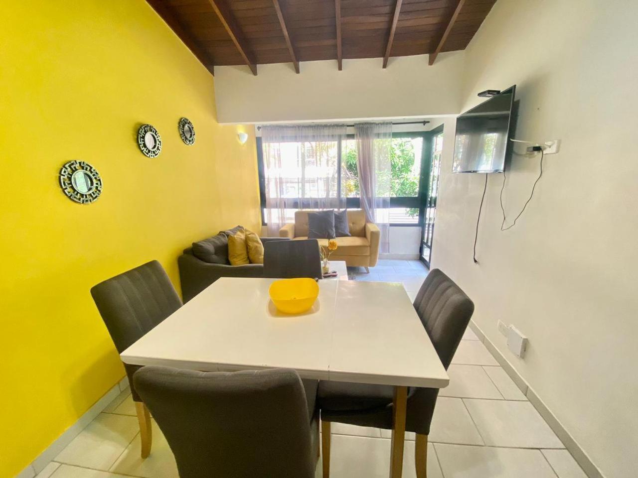Apartamentos Casa Margarita Medellín Exterior foto