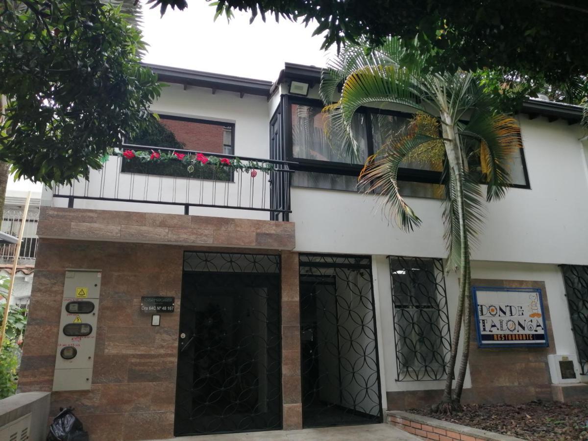Apartamentos Casa Margarita Medellín Exterior foto